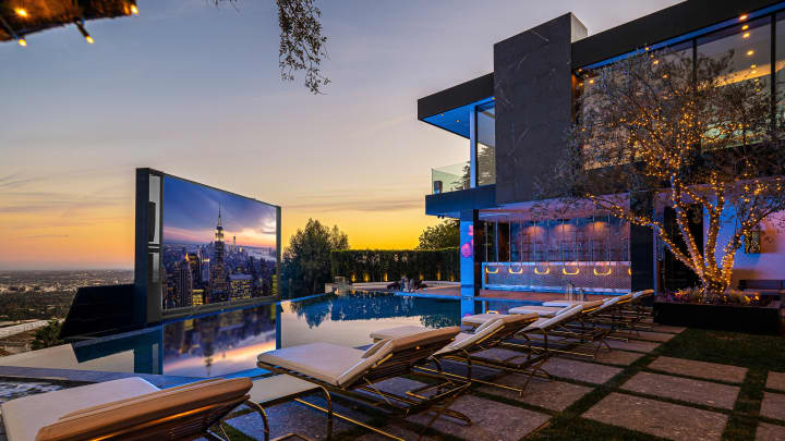 LA Luxury Real Estate Booms, Led by Paris Hilton’s $63 Million Mansion